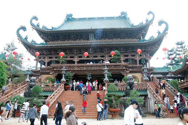 Hình ảnh chùa Hương dịp đầu năm